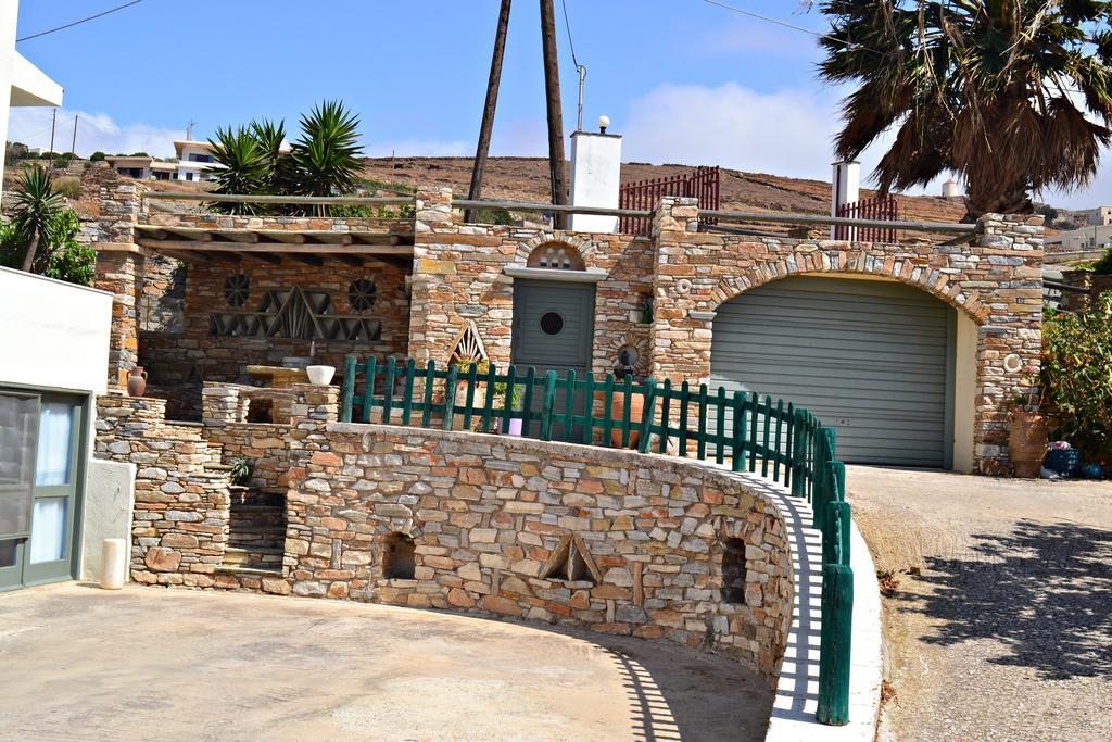 Stelios Zalonis Apartments Тинос Экстерьер фото