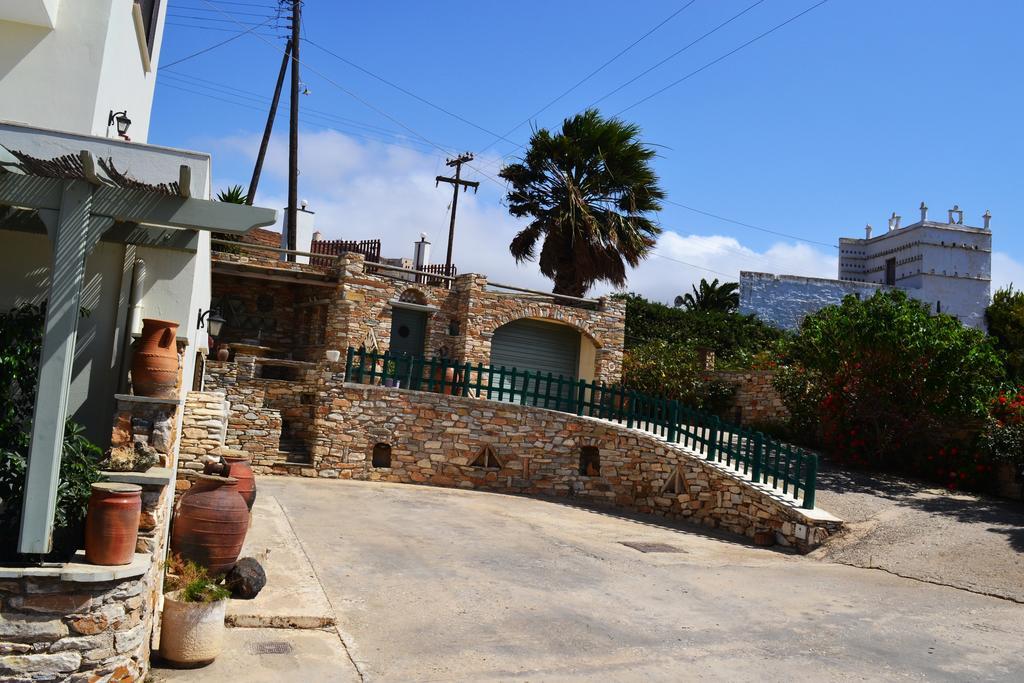 Stelios Zalonis Apartments Тинос Экстерьер фото